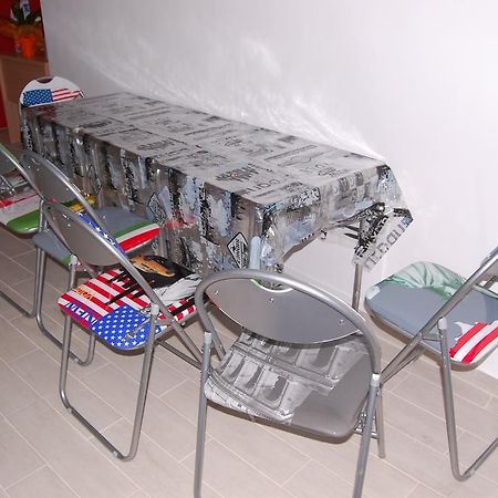 B&B Fenix ตรานิ ภายนอก รูปภาพ