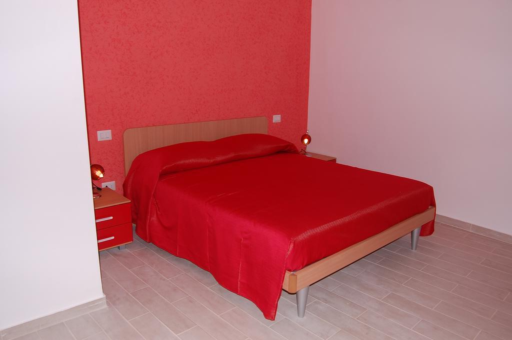 B&B Fenix ตรานิ ห้อง รูปภาพ